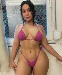 Esenyurt Eskort ile Tutkunun Büyülü Dokunuşu